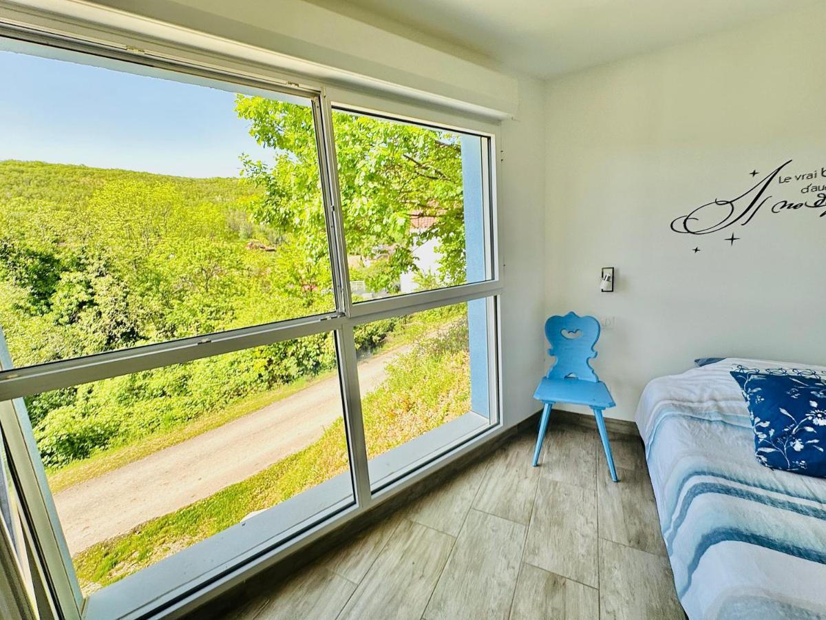 Janea Big Blue House Appartement Reichsfeld Buitenkant foto